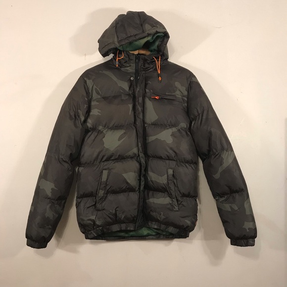 fresh Other - Camouflage winter coat Green and Black Puffer Jacket with Water-Resistant Finish